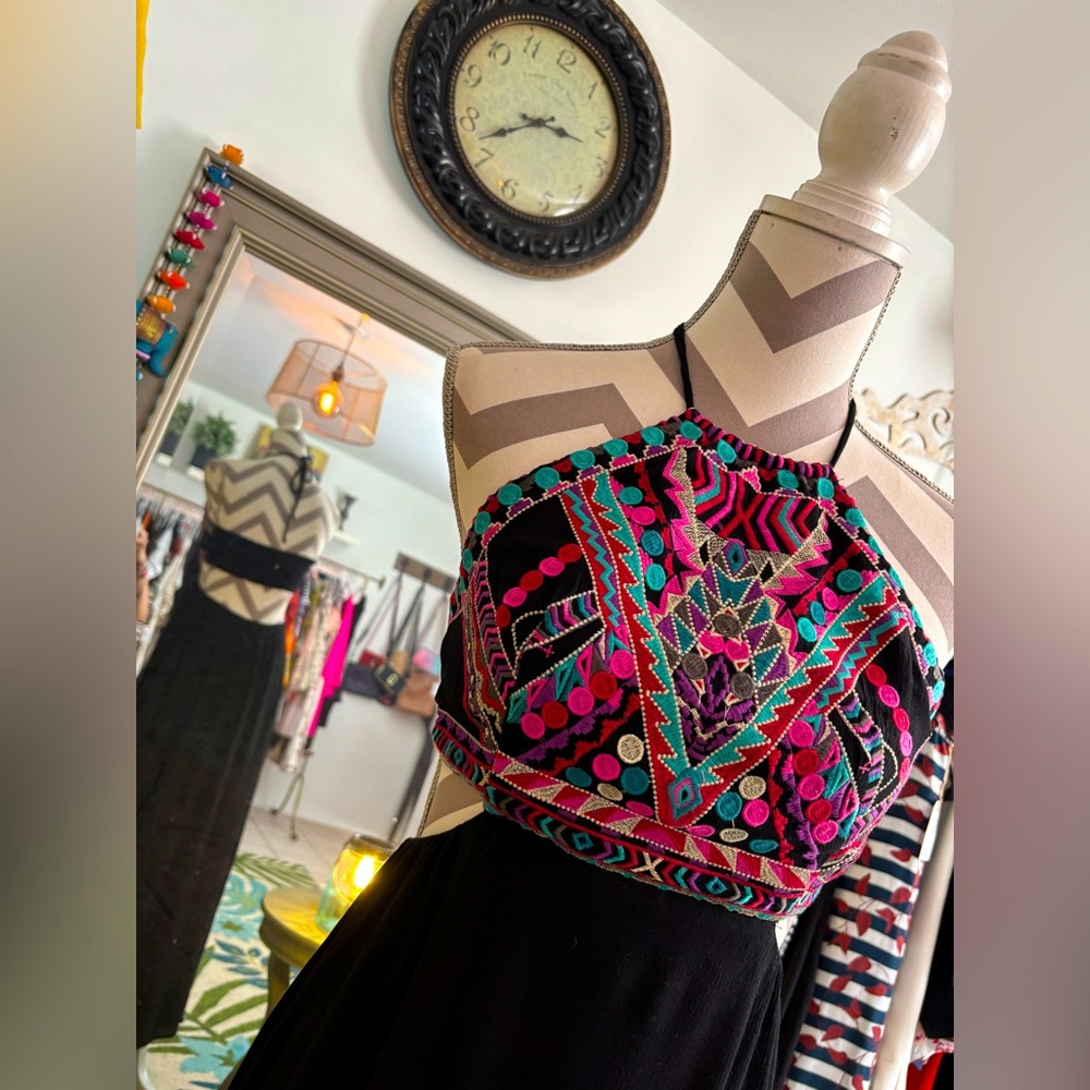 Lulus Colorful Halter Maxi Dress💙💗